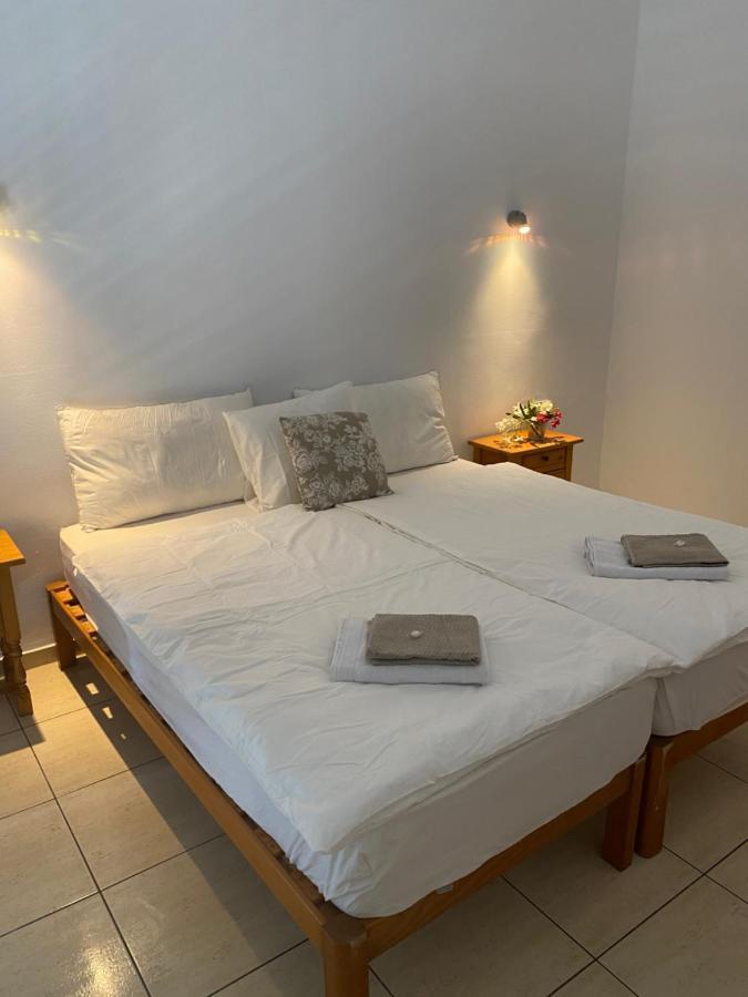 Hostal Villa Senese Peguera Eksteriør bilde